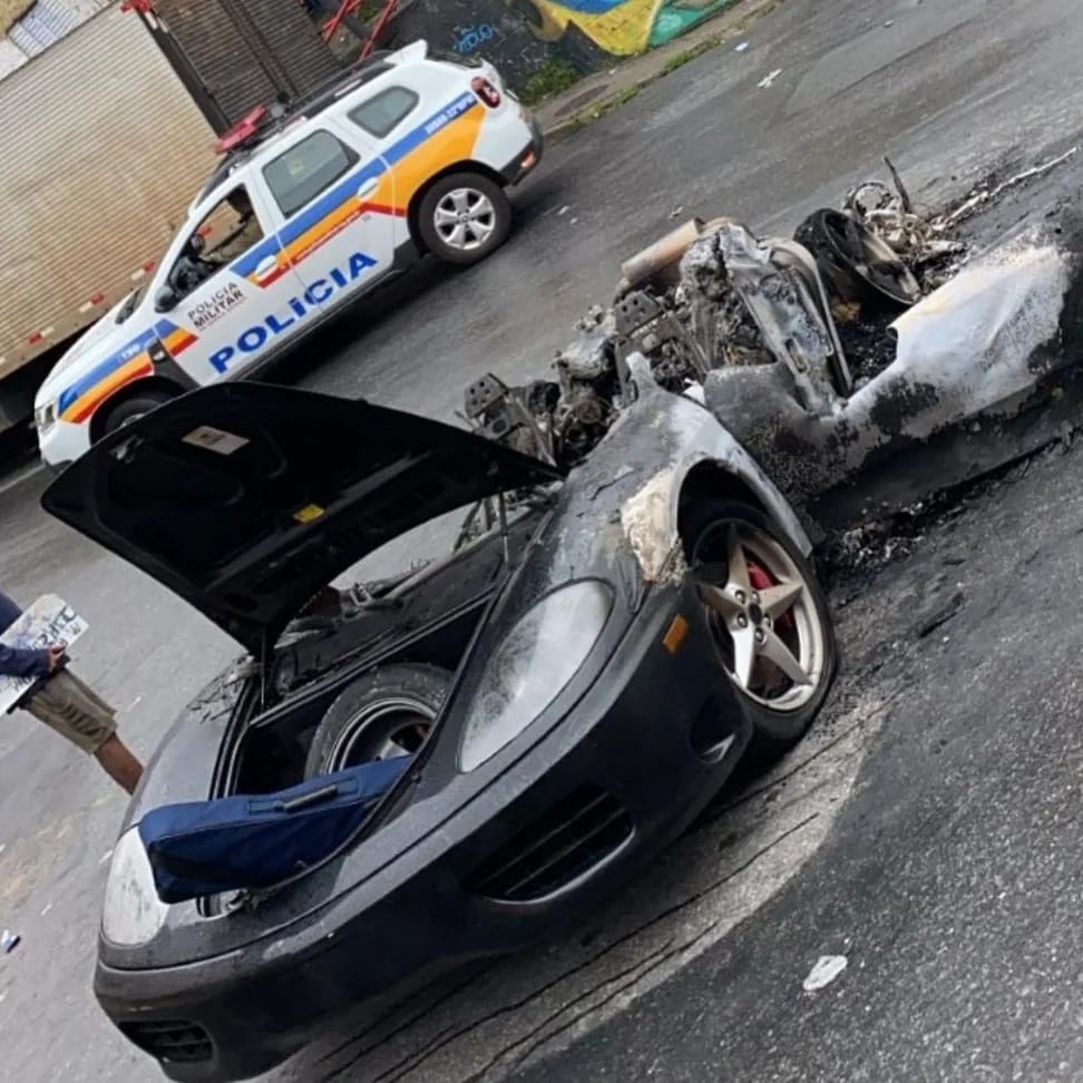 Motorista da Ferrari escapou sem ferimentos